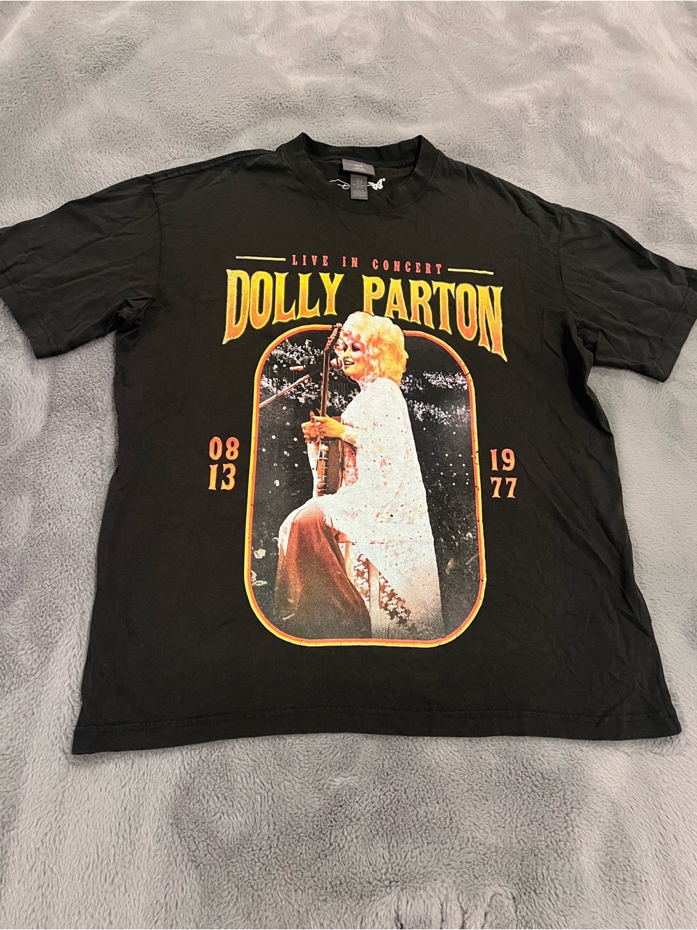 Dolly Pardon live In Concert 1977 Black Tee Shirt H&M Size L Collectable Icon